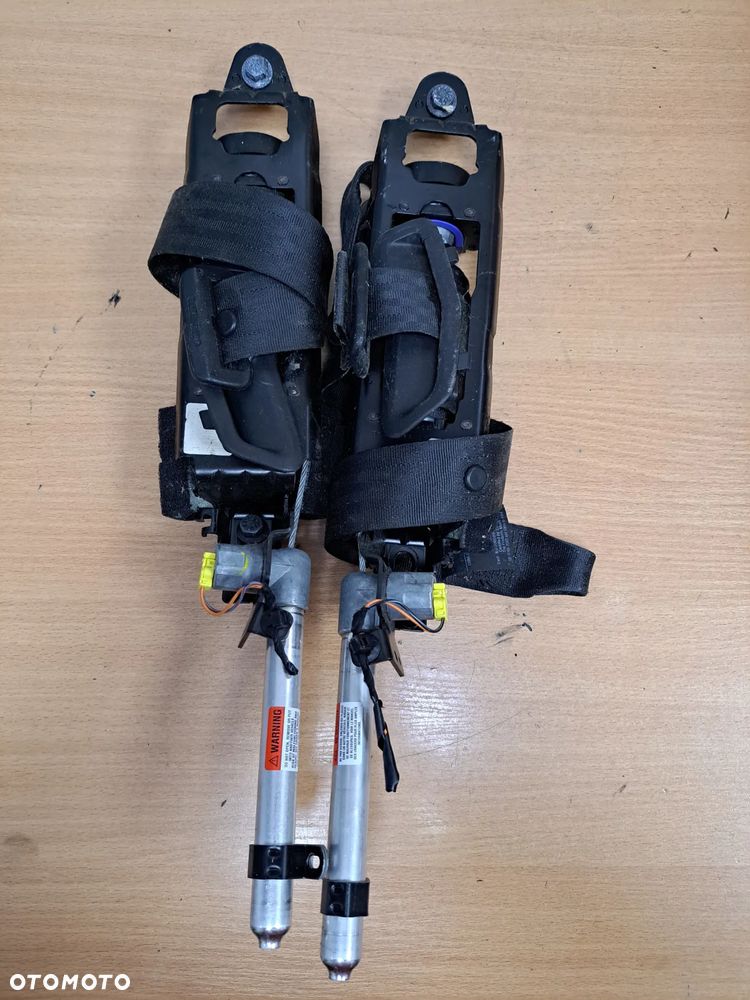 VOLVO C30 PAS NAPINACZ PASA PRZÓD LEWY / PRAWY