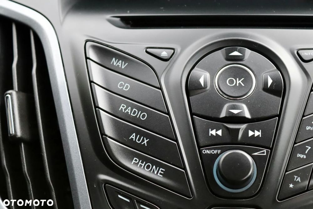 Ford Focus SW 1.6 TDCi DPF S&S Titanium - 36