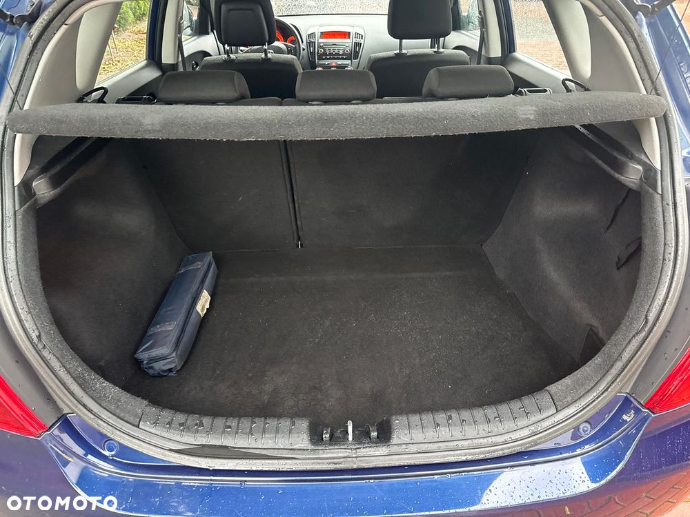 Kia Ceed 1.4 Comfort - 16