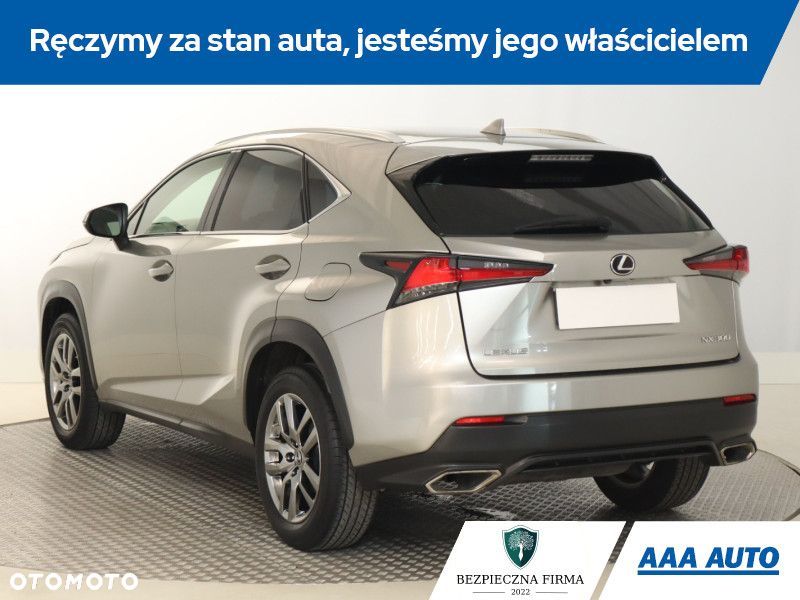 Lexus NX - 6