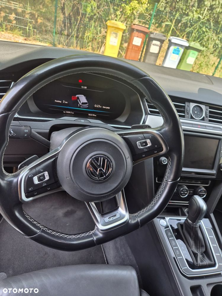 Volkswagen Passat 2.0 TDI Bi-Turbo BMT 4Mot Highline DSG - 11