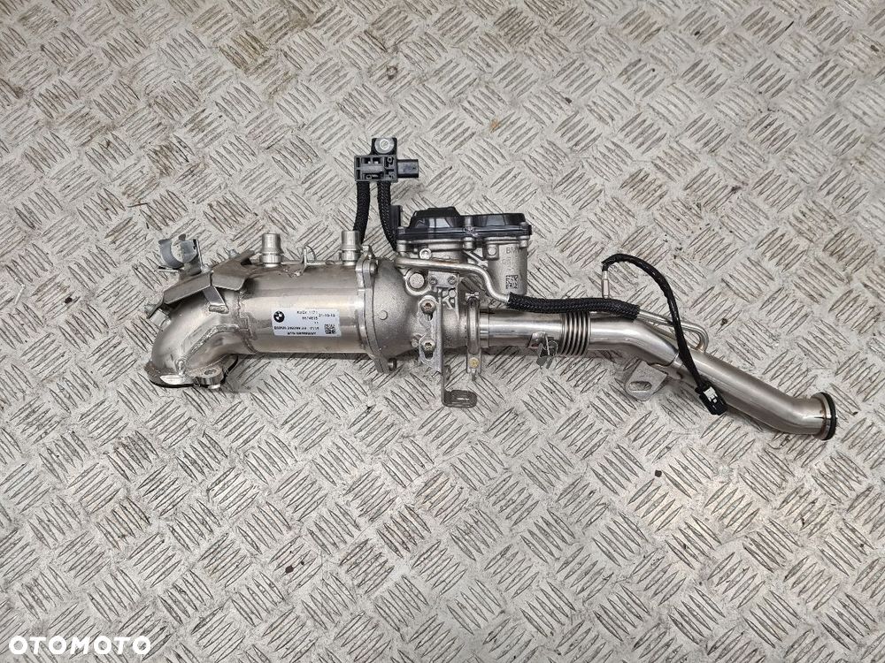 BMW G30 G31 NOWA ORYGINALNA CHŁODNICA SPALIN EGR 8574815 8579353 - 2