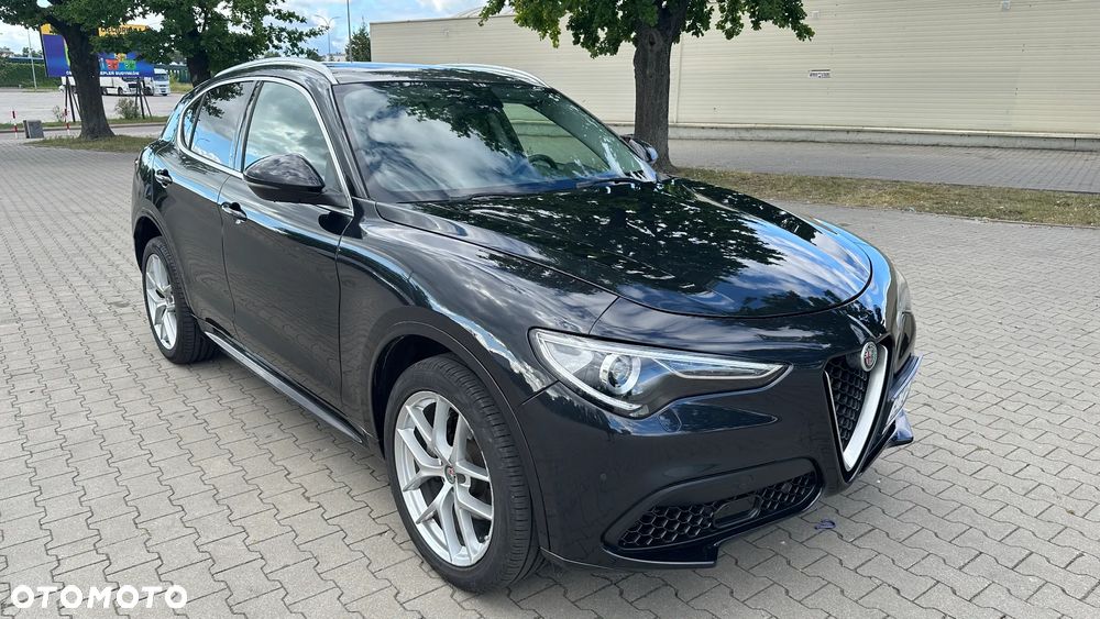 Alfa Romeo Stelvio 2.0 Turbo 16V AT8-Q4 Veloce - 6