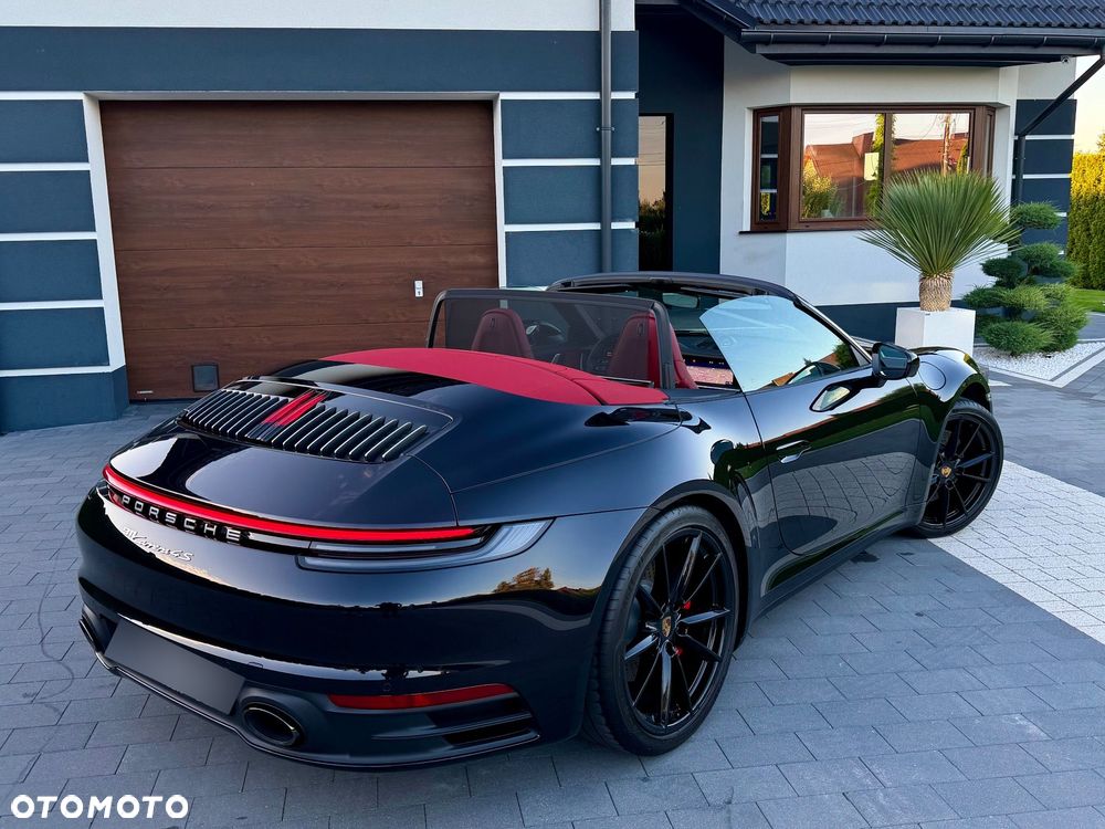 Porsche 911 Carrera 4S - 7