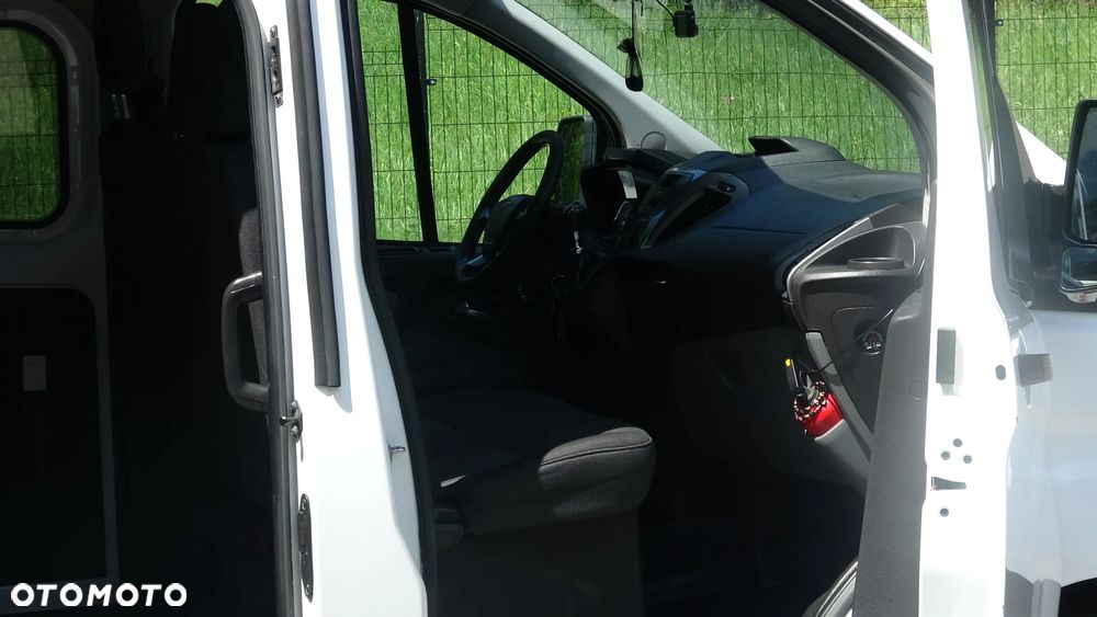 Ford Transit Custom 290 L2H1 Limited - 33