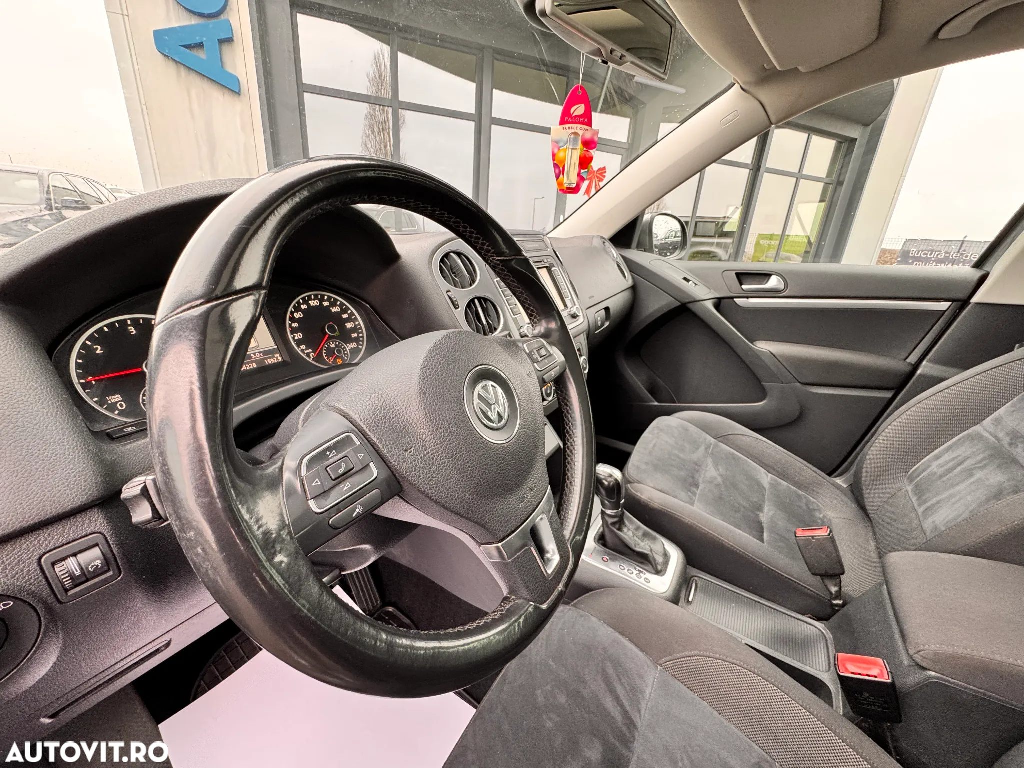 Volkswagen Tiguan - 17