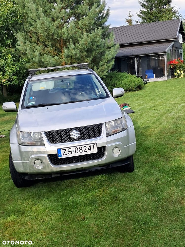 Suzuki Grand Vitara 2.0 Comfort - 3