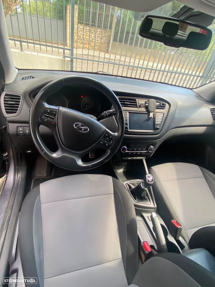 Hyundai i20 Active - 2