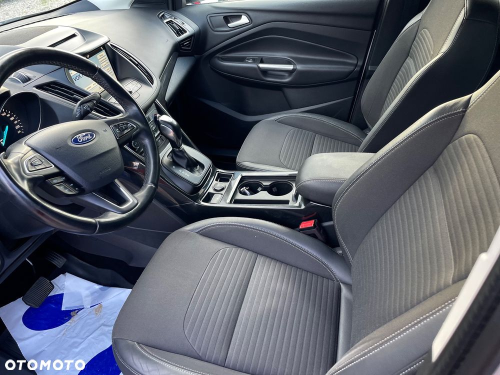 Ford Kuga 2.0 TDCi 4x4 Titanium - 9