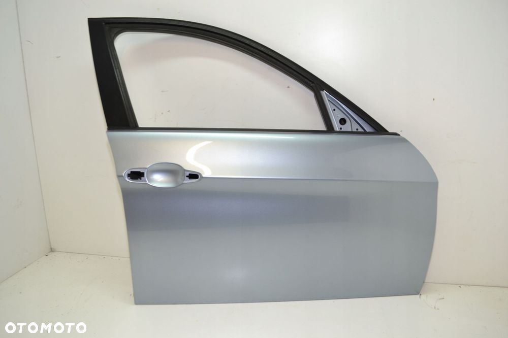 BMW E90 E91 LIFT DRZWI PRAWY PRZÓD BLUEWATER - 1