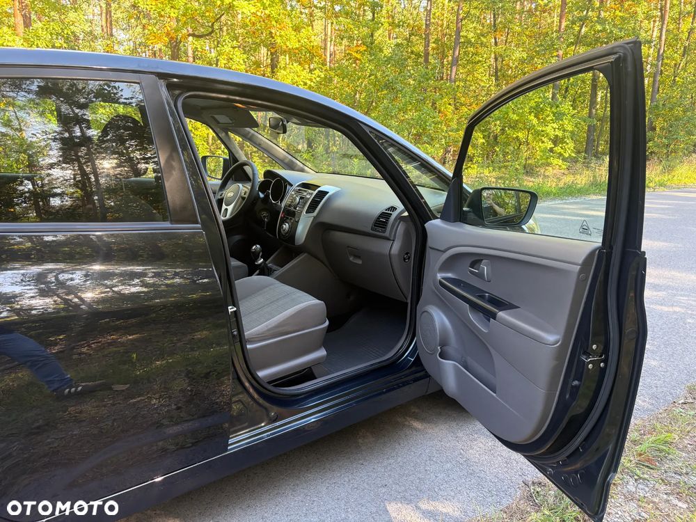 Kia Venga - 13
