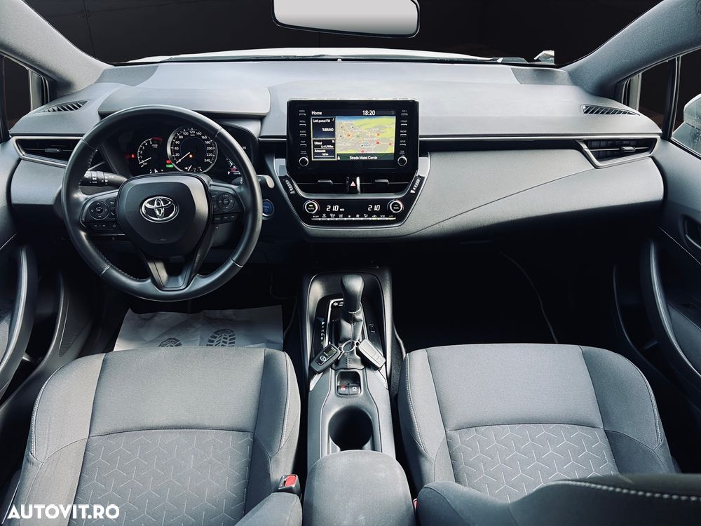 Toyota Corolla 1.8 HSD Business Plus - 14