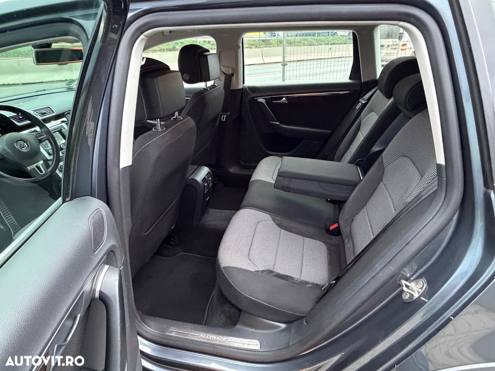 Volkswagen Passat 2.0 TDI BlueMotion Technology Highline - 32