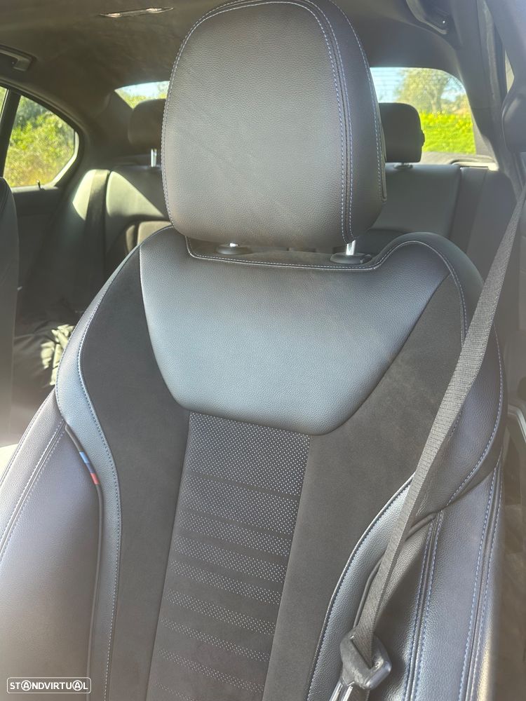 BMW 330 e Pack M Auto - 7