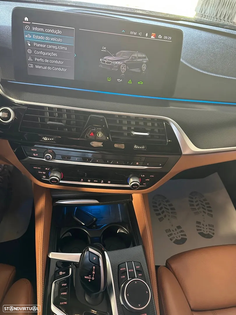 BMW 530 e Pack Desportivo M - 20