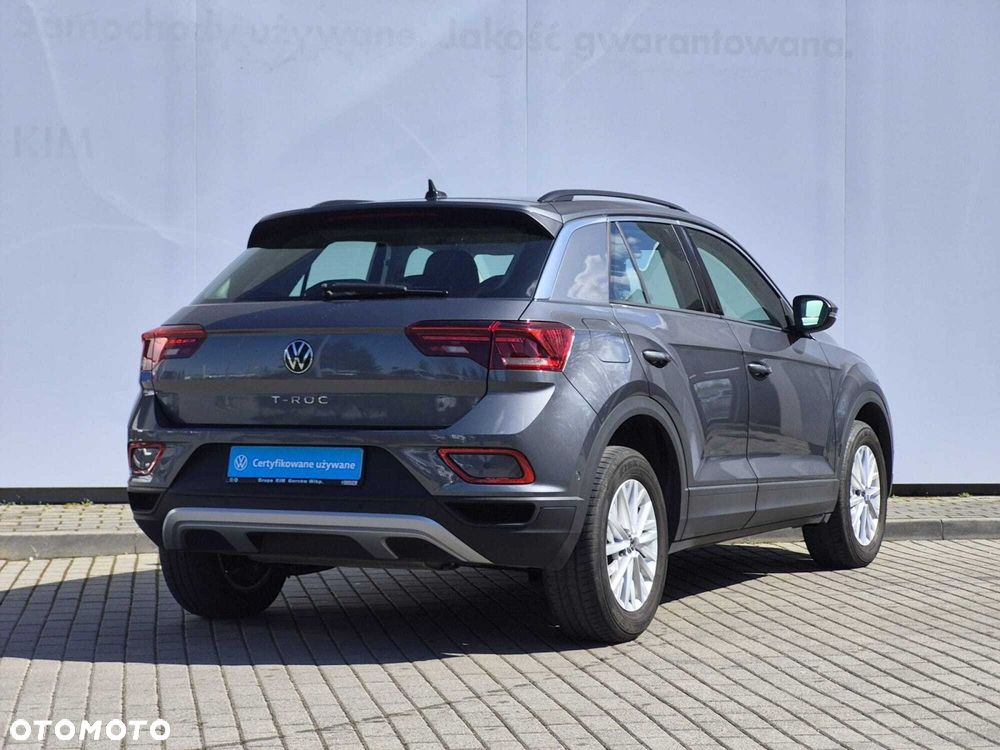 Volkswagen T-Roc - 13