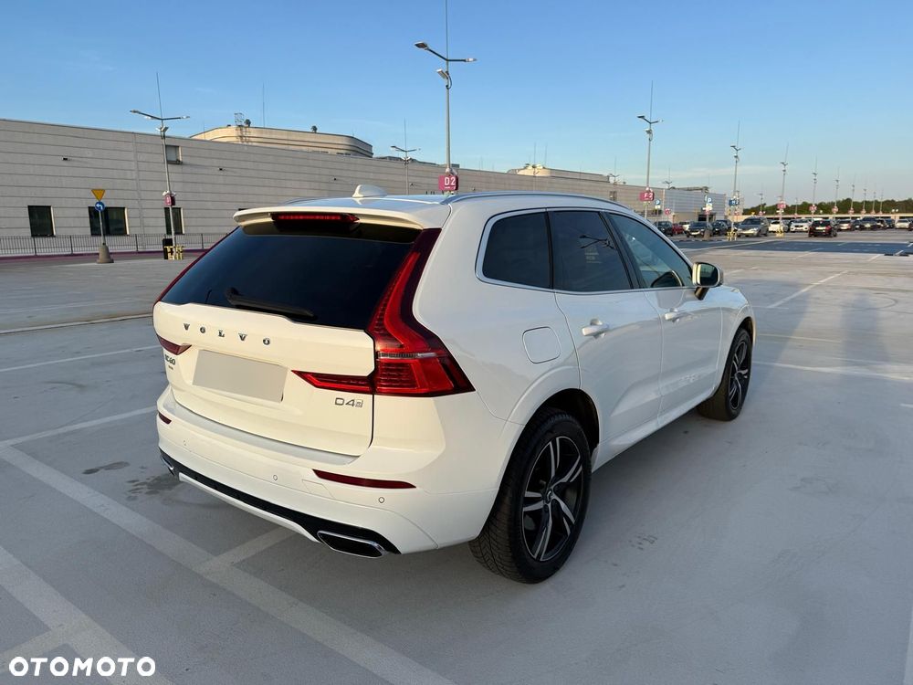 Volvo XC 60 D4 R-Design - 5