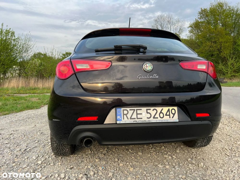 Alfa Romeo Giulietta 1.6 JTDM Veloce - 16