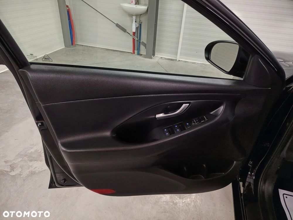 Hyundai i30 1.5 DPI Modern - 21