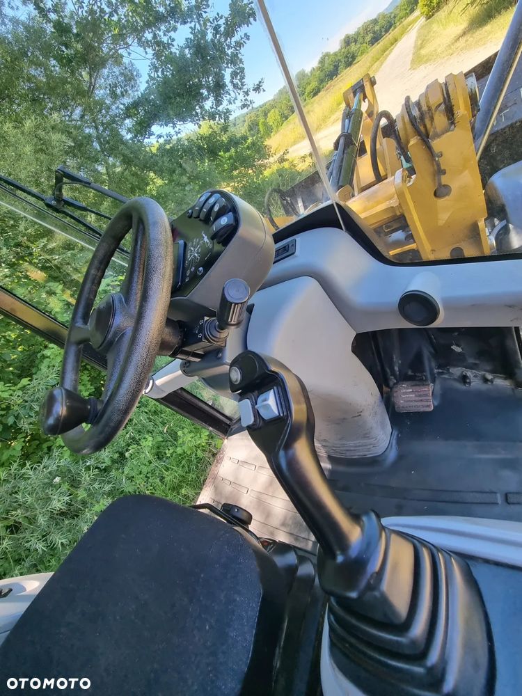 Caterpillar 906H2 Ładowarka Kołowa czołowa jak nowa z Norwegii 5,6t  2016r Serwisowana w Dekra - 28