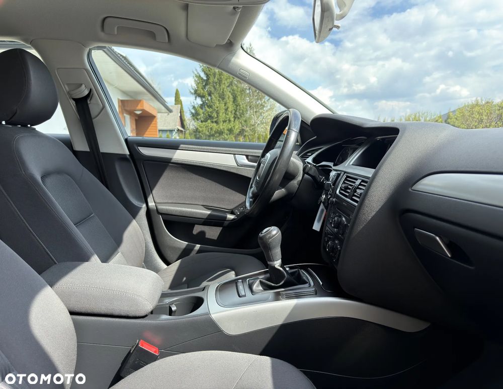 Audi A4 Limousine 1.8 TFSI Attraction - 38