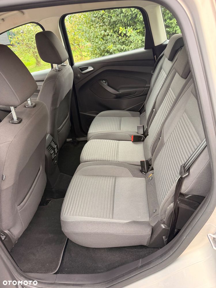 Ford C-MAX - 19