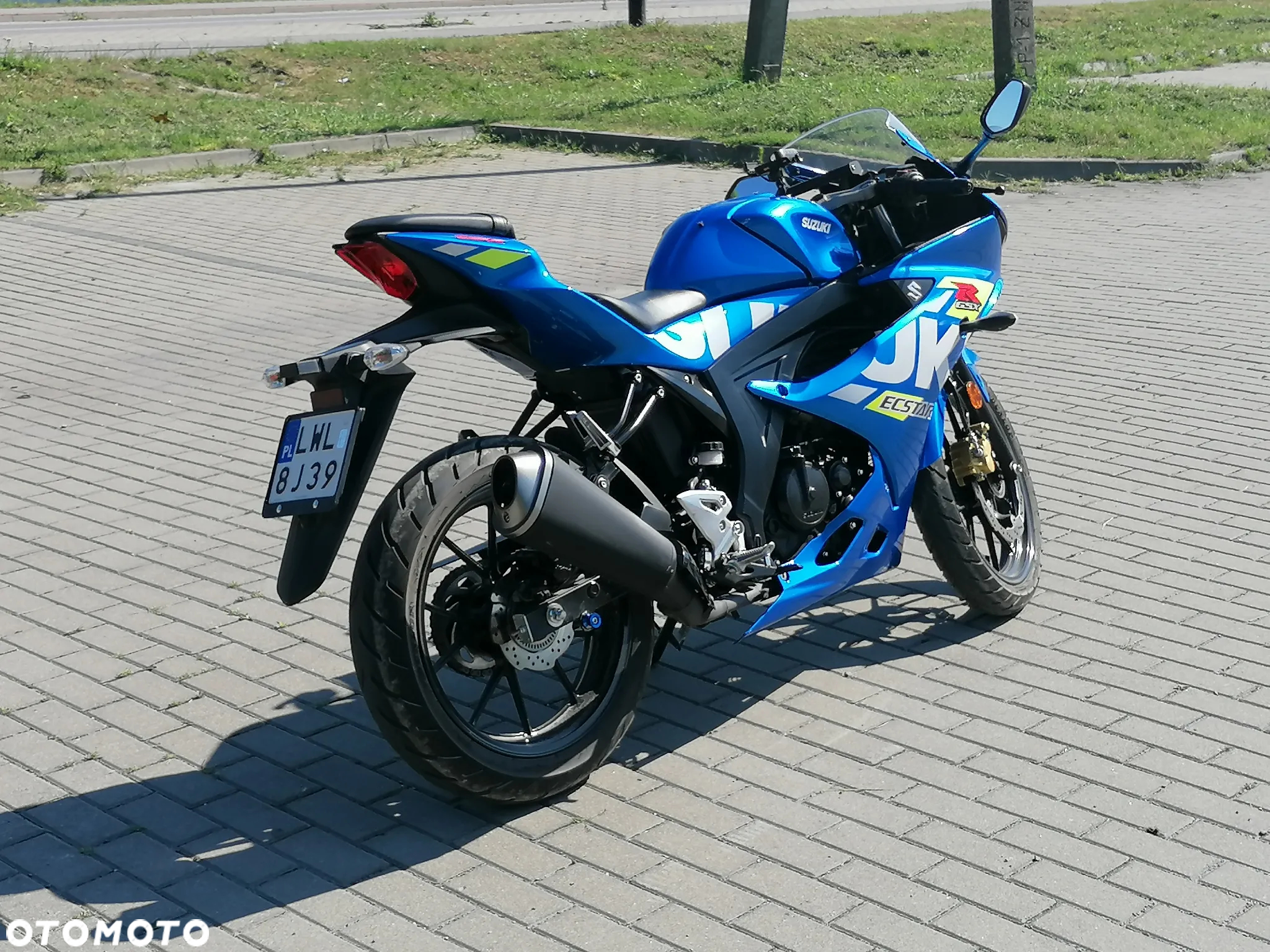Suzuki GSX-R - 6
