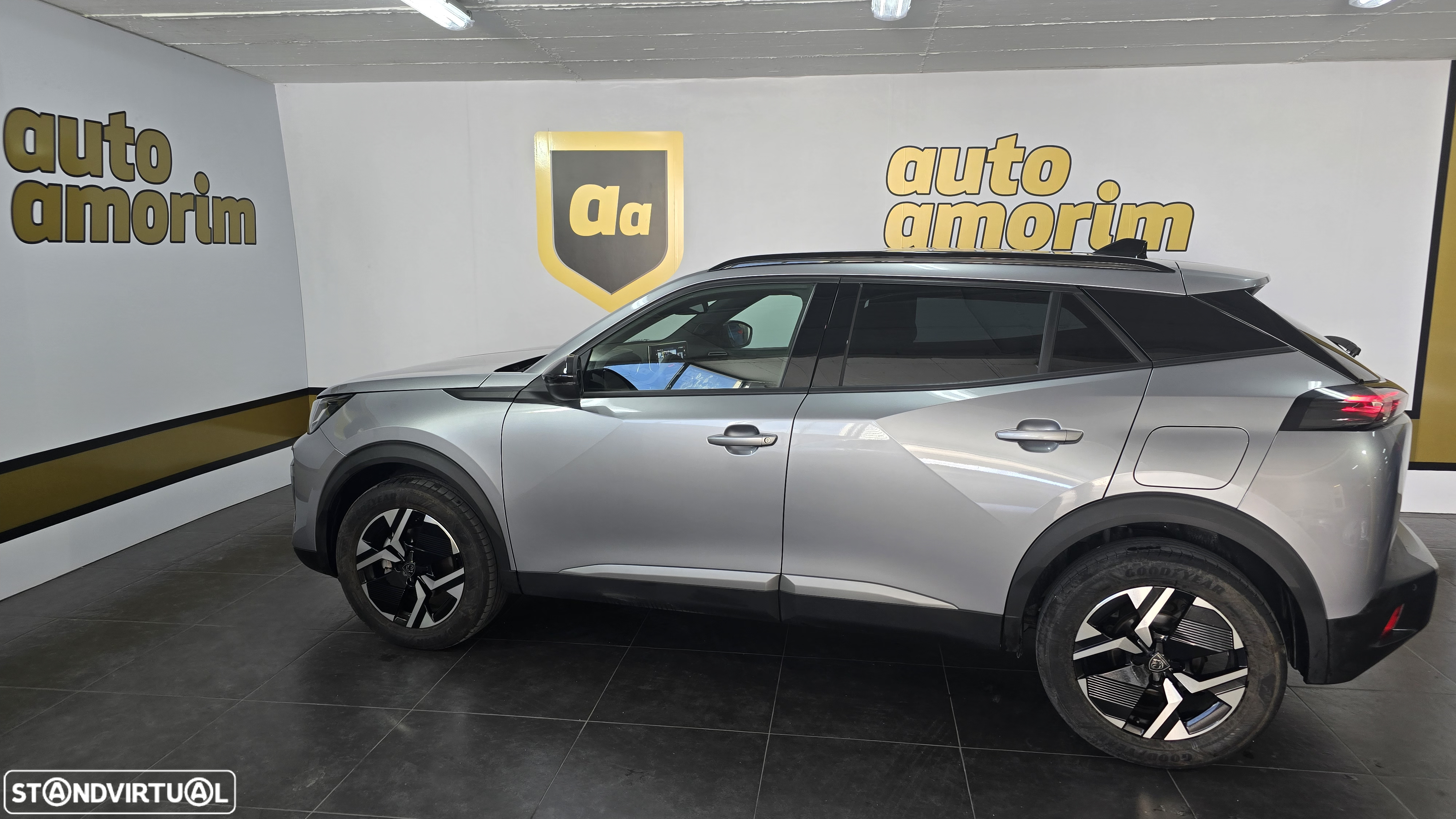 Peugeot 2008 1.2 PureTech Allure Pack EAT8 - 12