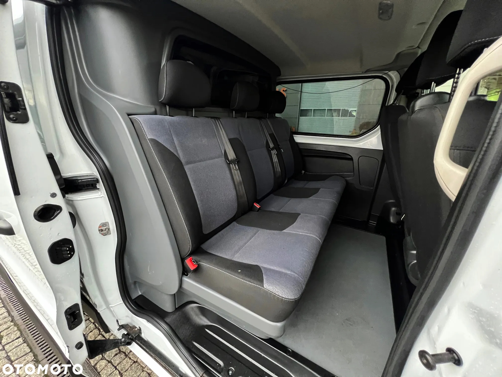 Opel Vivaro Long Doka Brygadówka 6-miejsc Salon PL - 14
