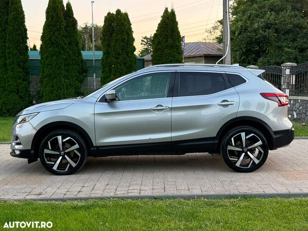 Nissan Qashqai 1.7 dCi TEKNA+ - 22