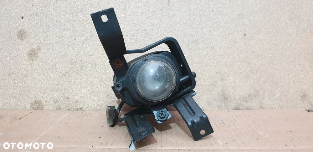 Mitsubishi Carisma LIFT Halogen Przedni Prawy Przód P.P. - 1