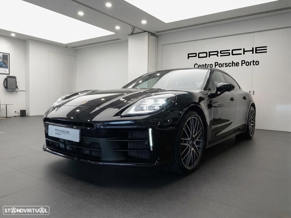 Porsche Panamera - 1