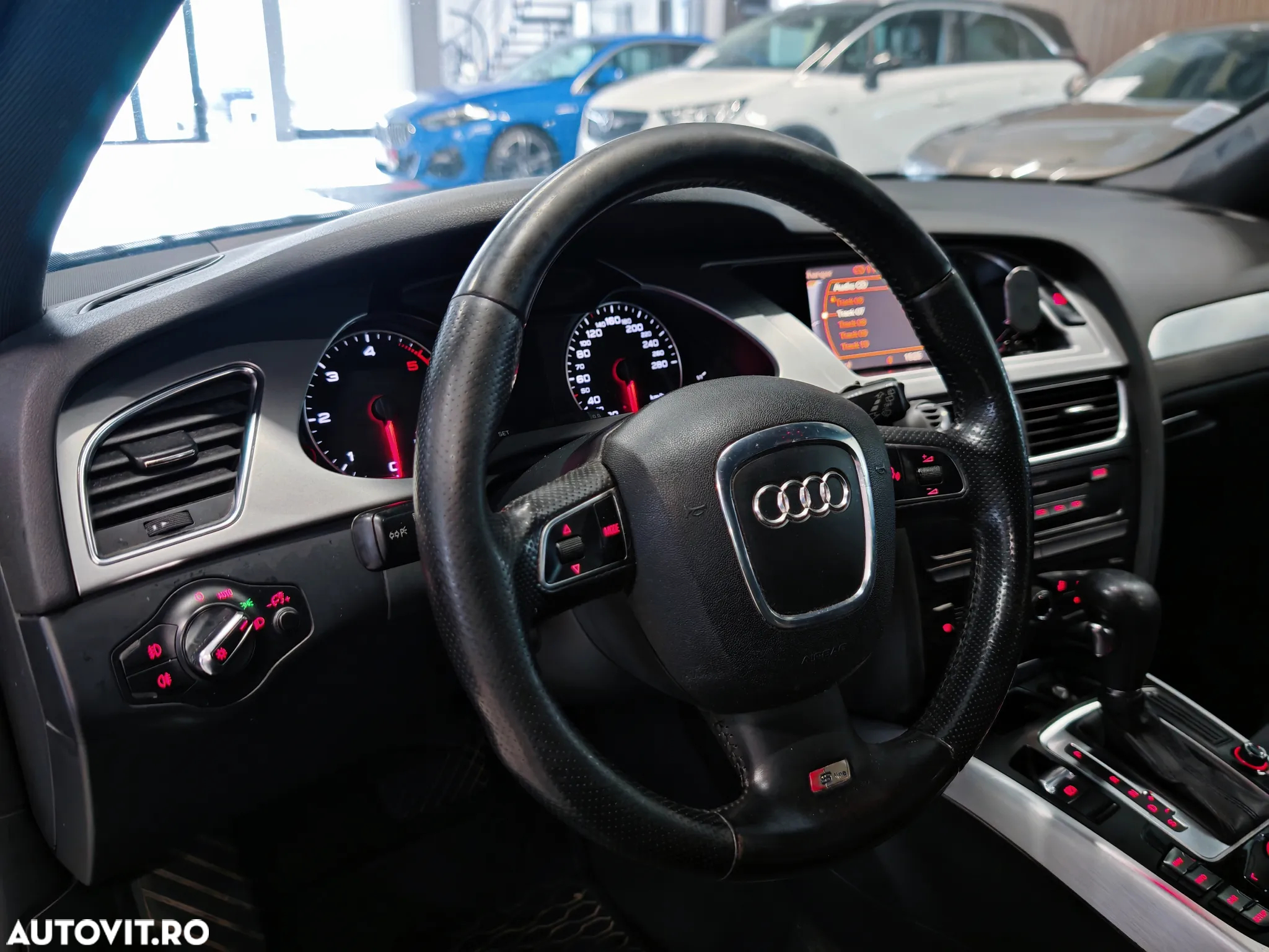 Audi A4 Avant 2.0 TDI DPF multitronic S line Sportpaket - 6