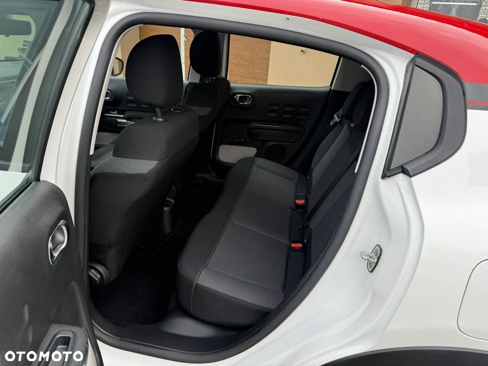 Citroën C3 1.2 PureTech Shine - 23