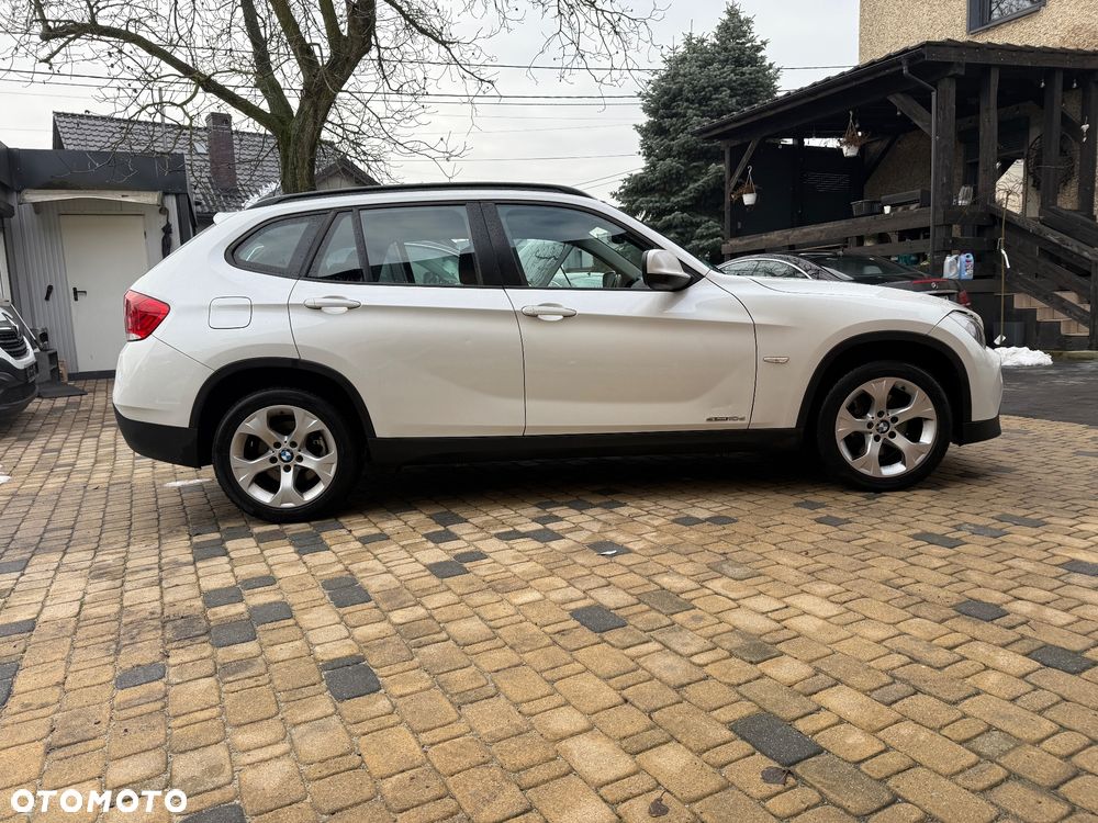 BMW X1 sDrive18d xLine - 8