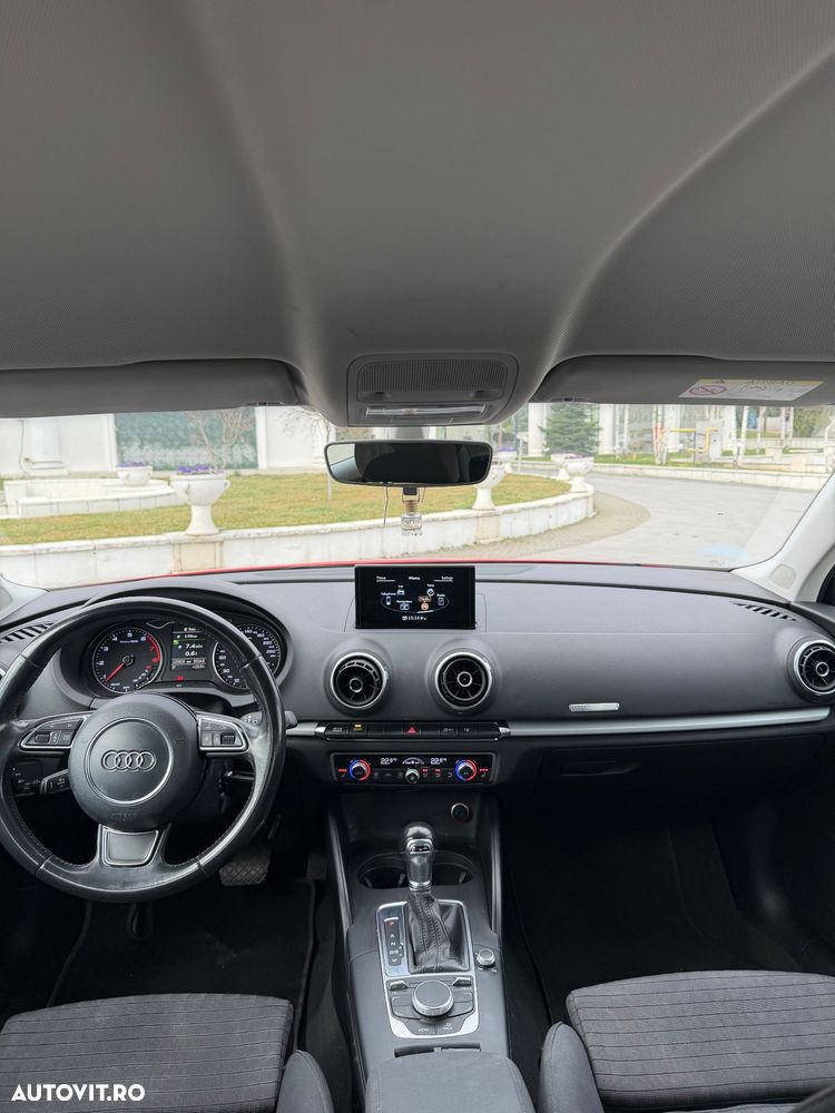 Audi A3 ack 1.4 TFSI Stronic Ambition - 11