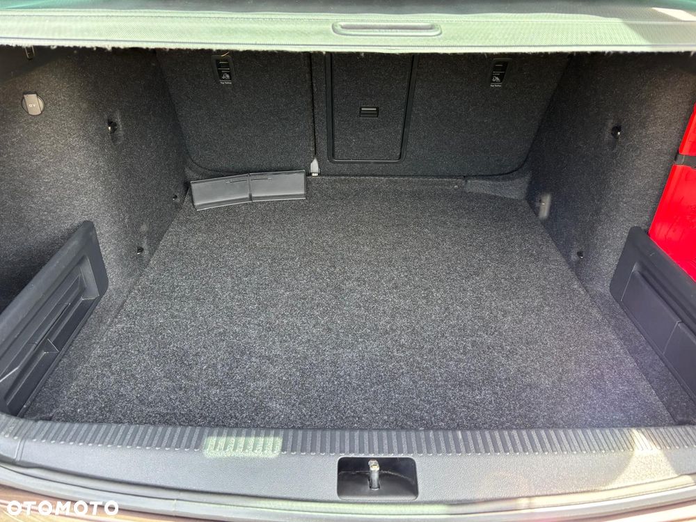 Skoda Octavia 2.0 TDI (Green tec) 4x4 Ambition - 35