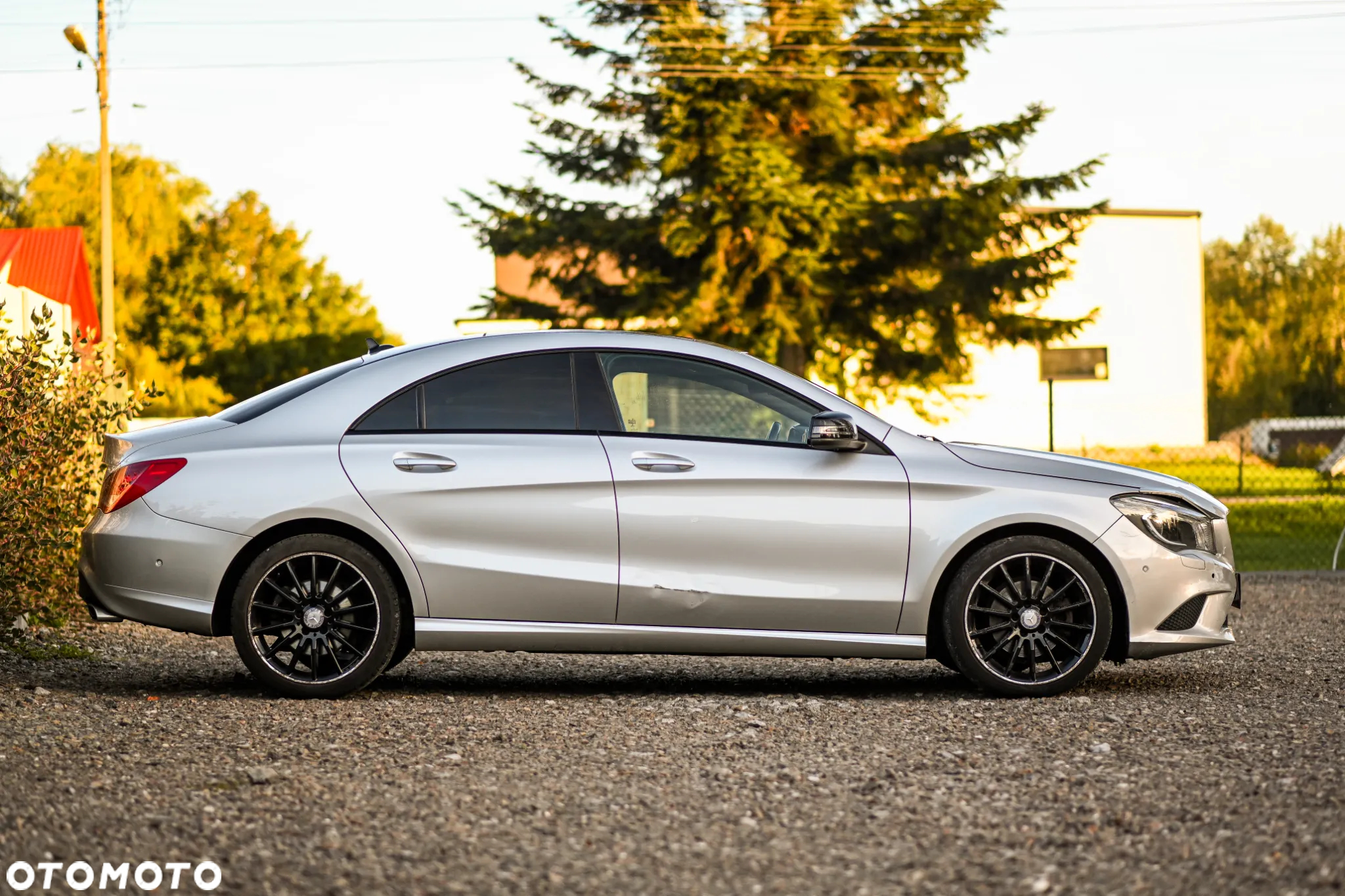 Mercedes-Benz CLA 180 7G-DCT - 11