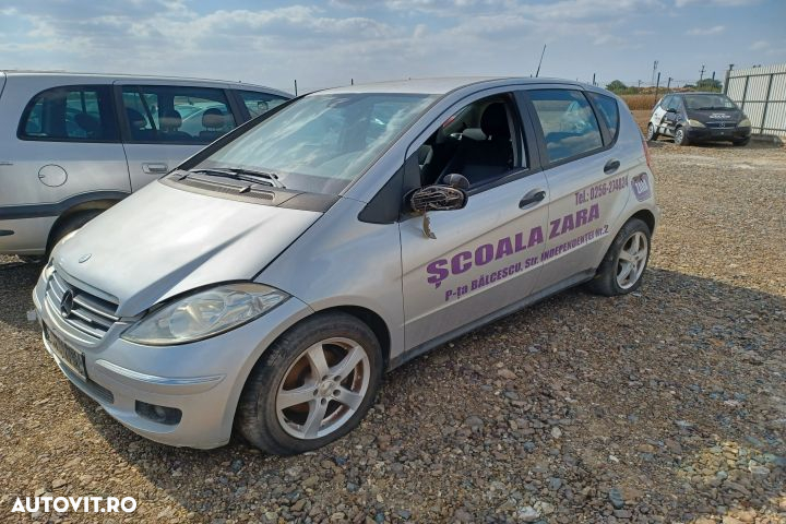 Lampa stop dreapta pe aripa Mercedes-Benz A-Class W169  [din 2004 pana  2008] seria Hatchback 5-usi - 4