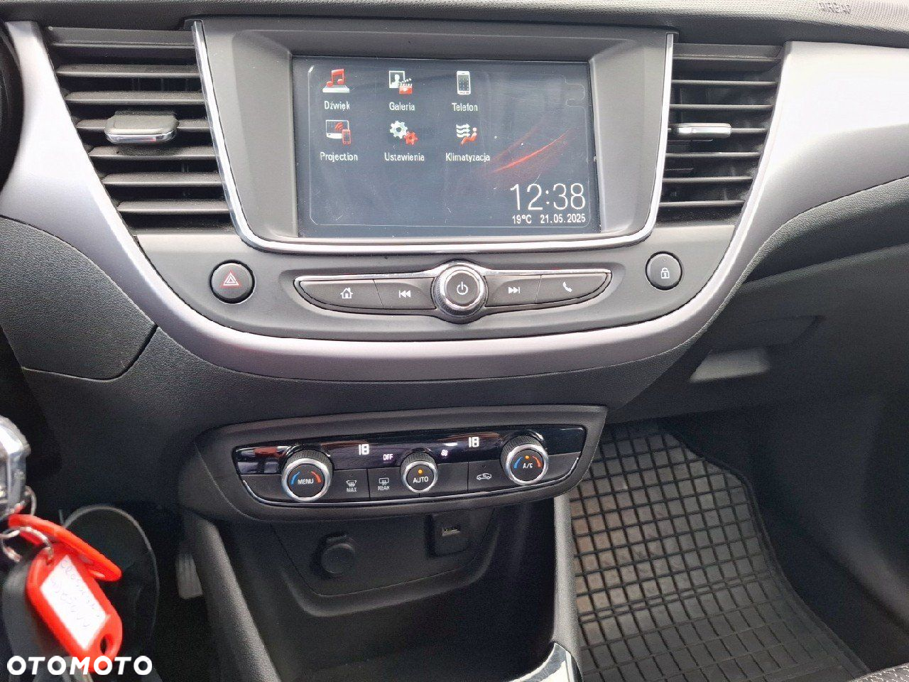 Opel Crossland X - 22