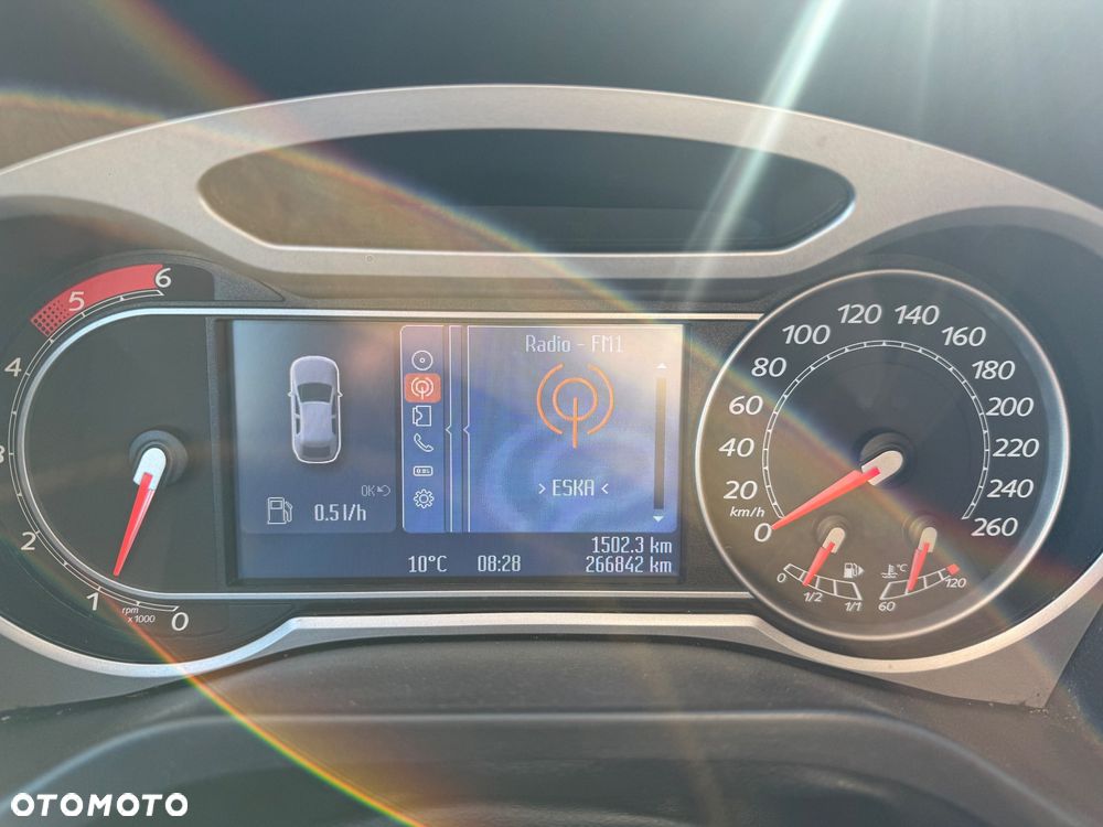 Ford S-Max 2.0 TDCi DPF Titanium - 13