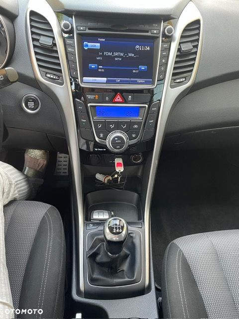 Hyundai i30 1.6 CRDi BlueDrive Comfort - 8