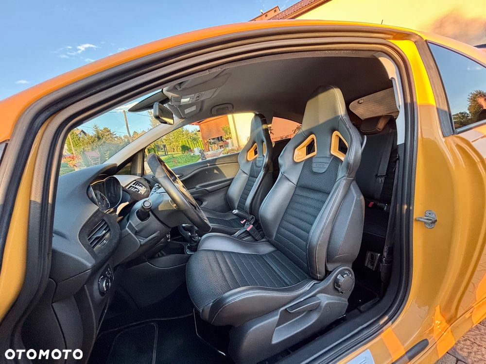 Opel Corsa - 22