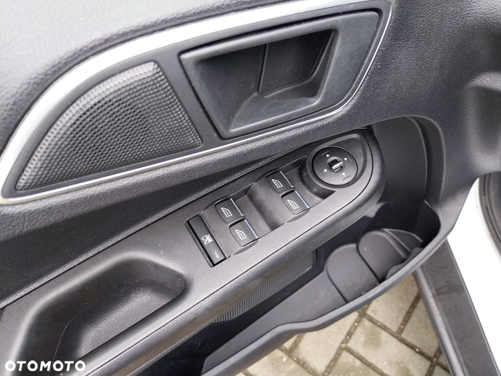 Ford B-MAX 1.4 Trend - 12
