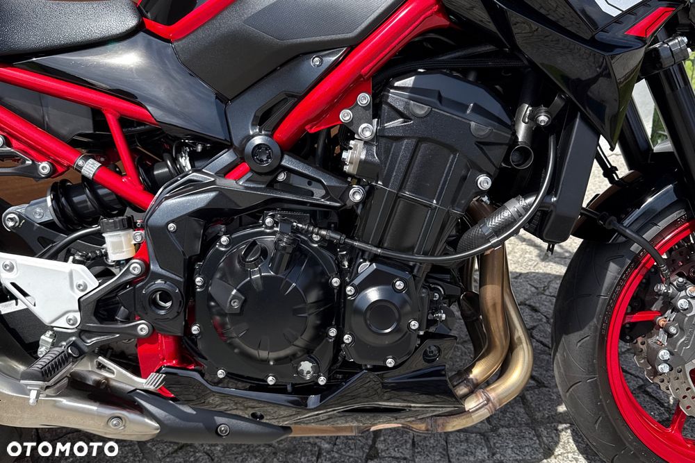 Kawasaki Z 900 - 7