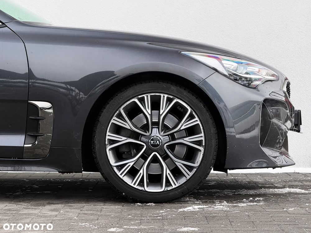 Kia Stinger 2.0 T-GDI GT Line - 12