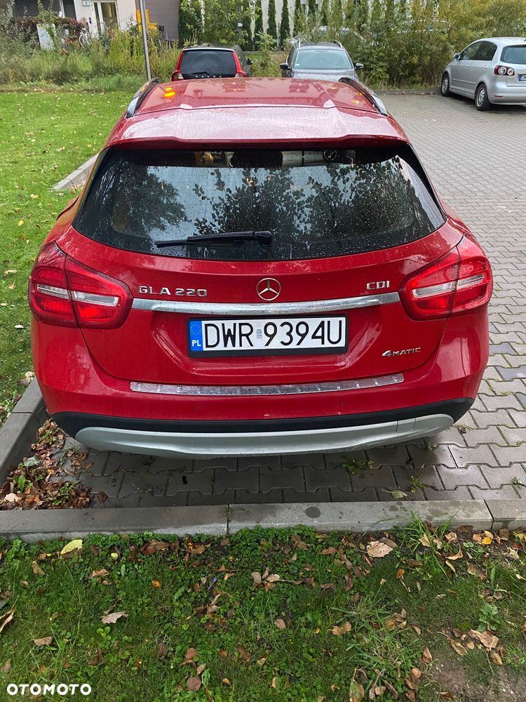 Mercedes-Benz GLA - 3