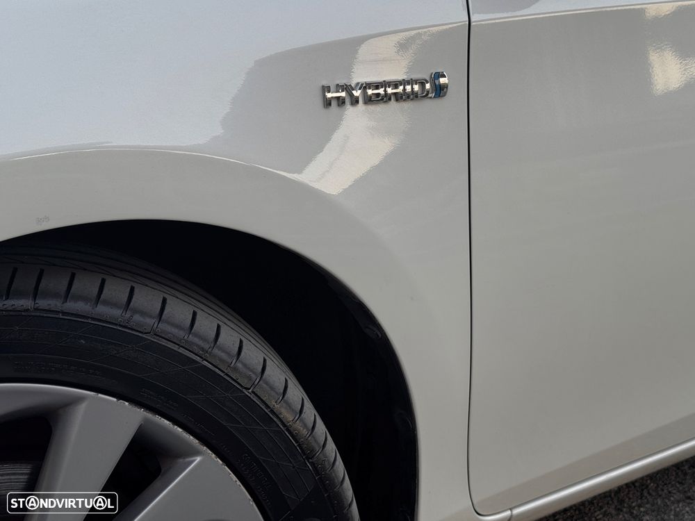 Toyota Auris Touring Sports 1.8 HSD Comfort+J17 - 9