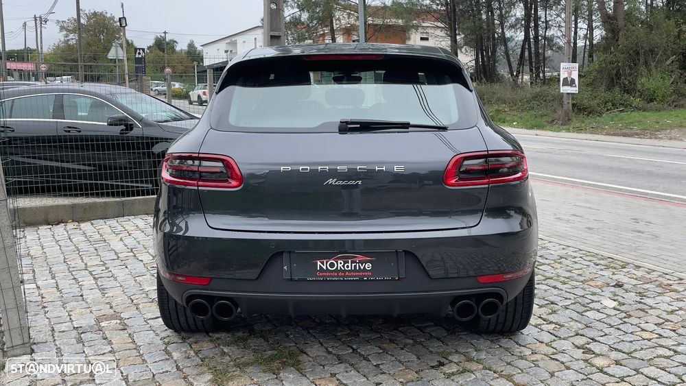 Porsche Macan Standard - 4