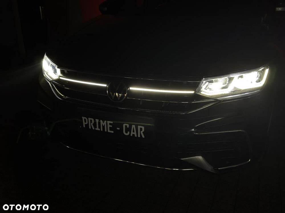 Volkswagen Tiguan 2.0 TDI SCR 4MotION DSG R-Line - 37